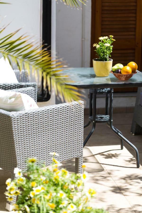 Lilys Apartments Rethymno  Bagian luar foto